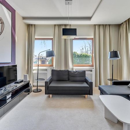 Executive Apartment With Sauna By Grand Apartments 소포트 외부 사진